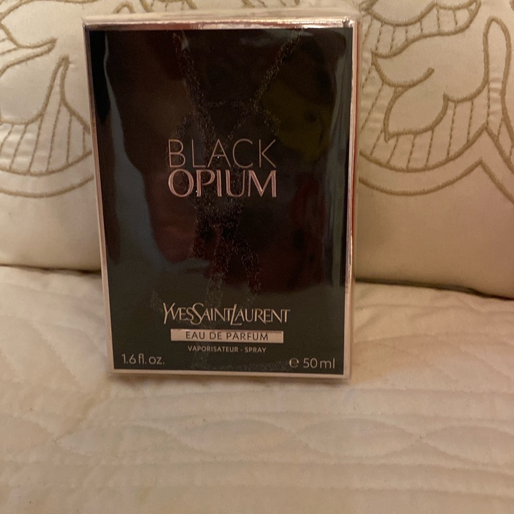 Brand new Yves Saint Laurent Black Opium Eau De Parfum